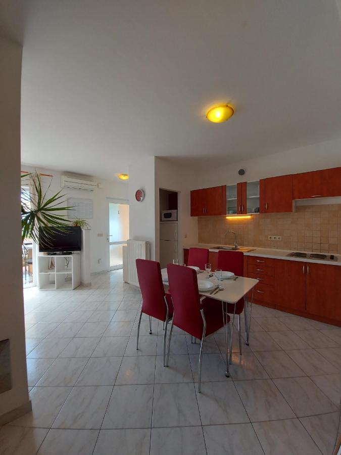 Sea & Honey Apartment Đảo Krk Ngoại thất bức ảnh